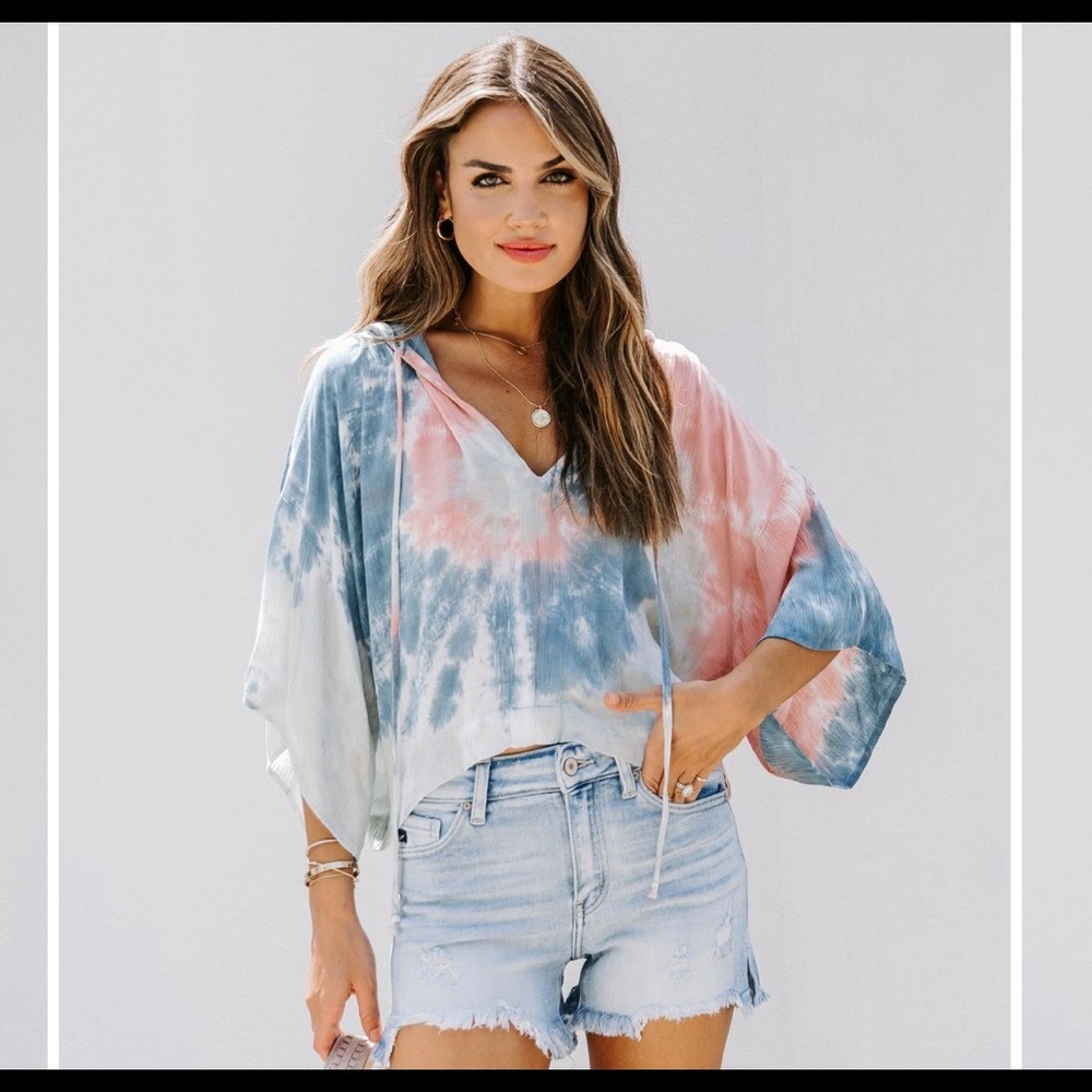 NWT Vici Tie dye hooded Kimono top